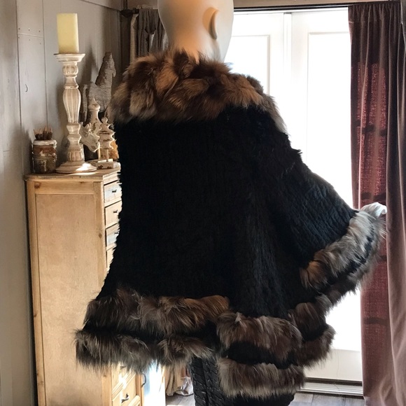 Natural Rabbit fur cloak - Picture 10 of 10